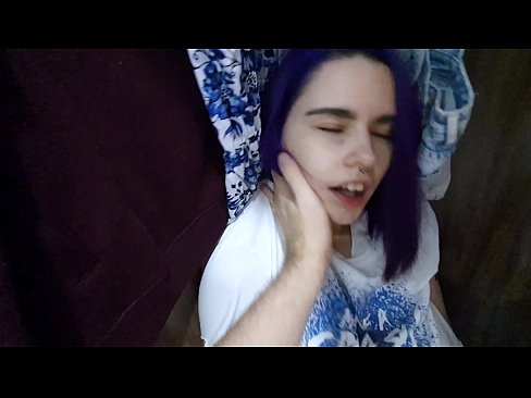 ❤️ พบน้องสาวของฉันในตู้เสื้อผ้าและช่วยเธอหลั่ง ️ วิดีโอโป๊ ที่ th.villagesexvideos.ru ❌❤